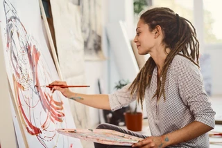 Passive income for artists: 11 Great ideas to try in 2026