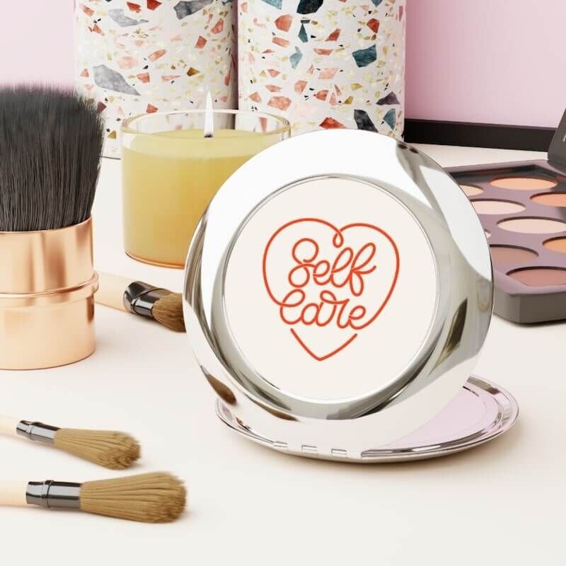 Custom compact mirror