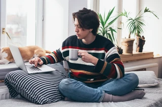 How to make $100 a day – 46 Fun and free ideas that actually work