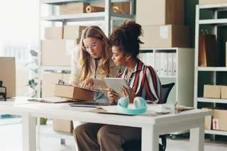 How to start an eCommerce business with no money in 2026