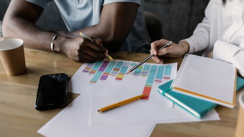 Develop an Online Marketing Strategy for Your Shoe Company