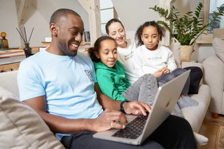 Pop-Up Store for schools: Start a zero-cost online store