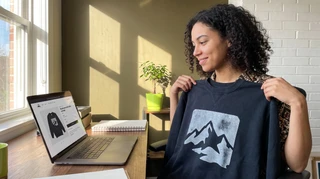 Year-Round Apparel Profits: The POD Guide to Custom Crewneck Sweatshirts