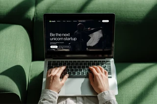 Shopify vs Etsy (2026): Pricing, fees, and benefits compared