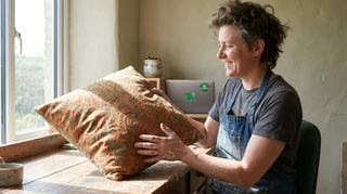 The home gallery: How to scale a 6-figure brand with AOP pillows