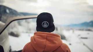 How to start a hat business in 6 easy steps (2026)