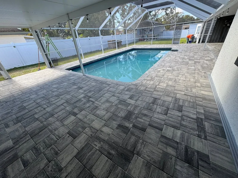 Screened Pool Deck Pavers