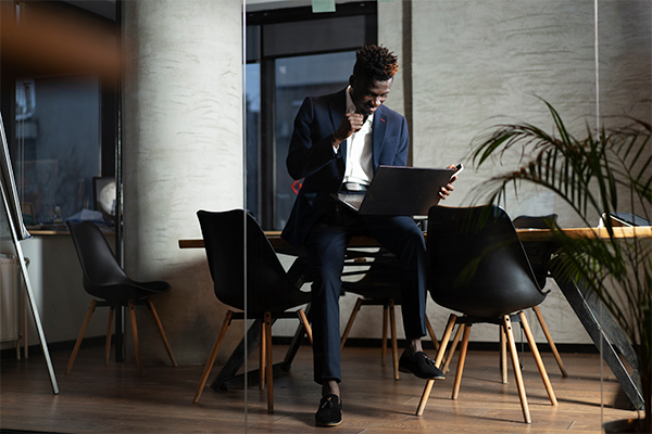 netsuite consultant mississauga is preparing a presentation of erp system netsuite