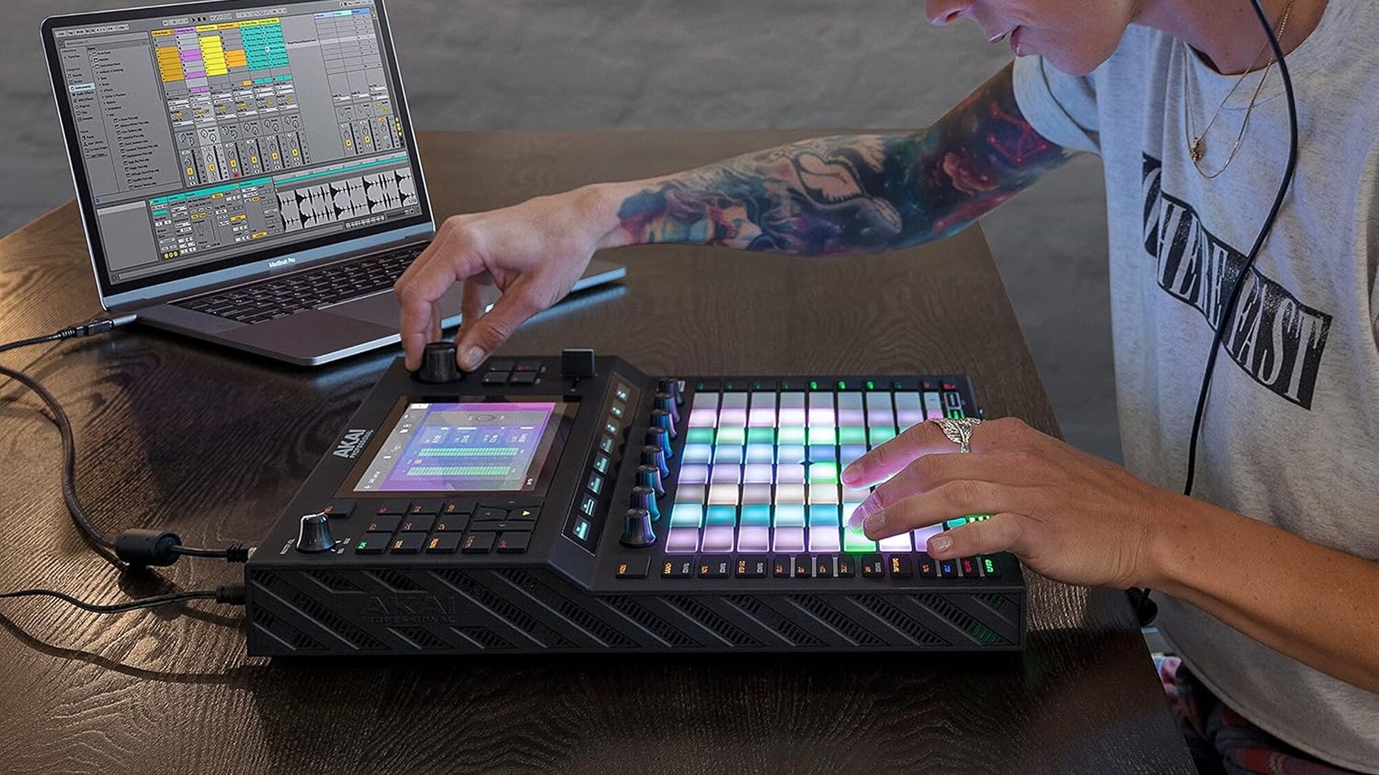 Force in Session – Shift K3Y – Rhythm of the Drum | Akai Professional