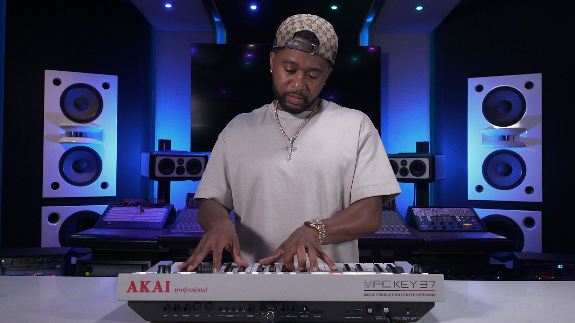 MPC Key 37 G2 - Zaytoven