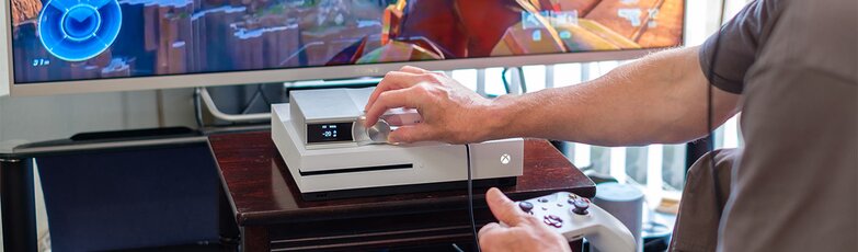 NEO IDSD over amp plugged into monitor