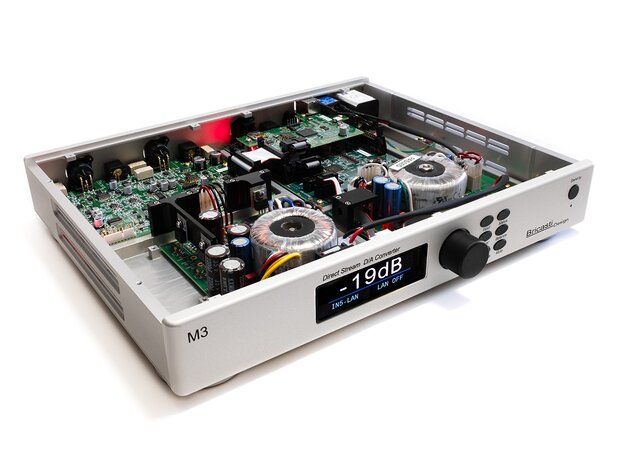 Bricasti M3h DAC top panel view 