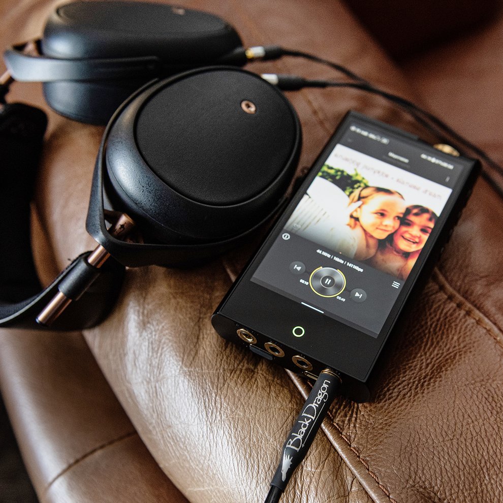 Cayin N7 DAP with Meze Liric Headphones