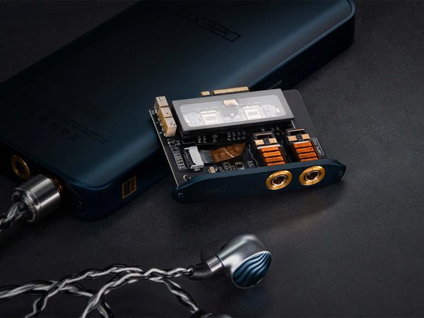 iBasso Amp14 Module lifestyle shot with music player and IEMs
