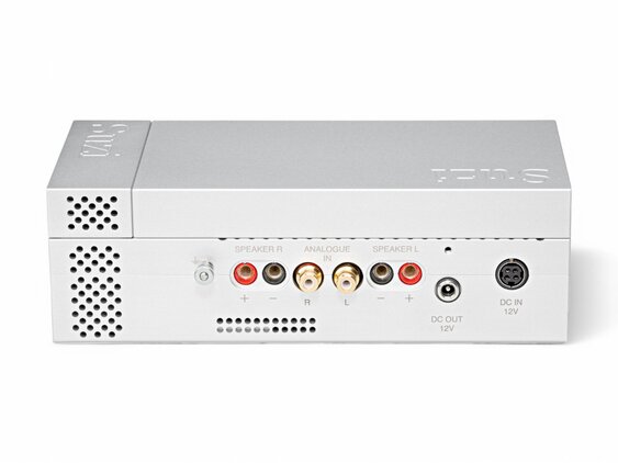 Chord Electronics Suzi Power amplifier back panel 