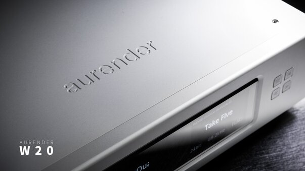 Aurender W20 top panel 
