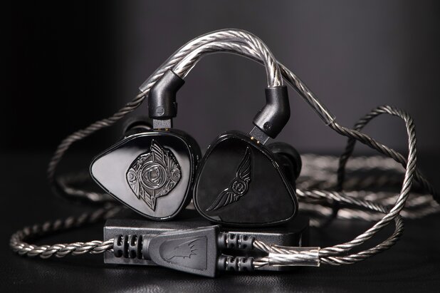 Empire Ears RAVEN IEM