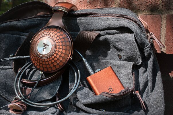 iFi Audio Hip DAC 3 with Focal Stellia Headphones