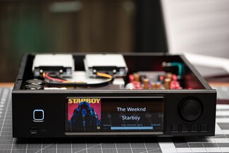 Aurender A200 Music Streamer with top panel removed exposing internal componentry 