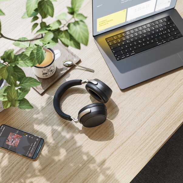 Sennheiser HDB 630 Wireless closed-back Headphones