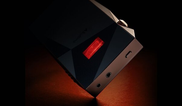 Astell&Kern SP4000T DAP back panel 