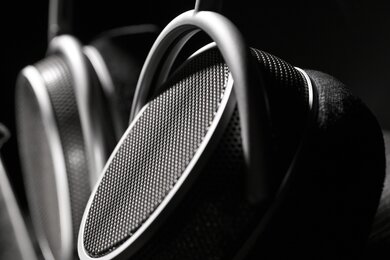 Grell Audio OAE2 Headphones ear cups close up view