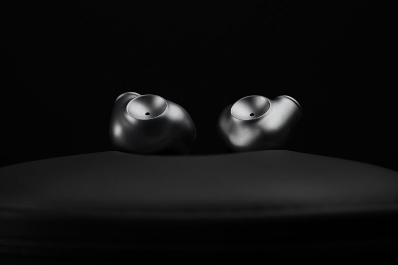 ASTRU Dynamic Driver IEM impressions on black surface