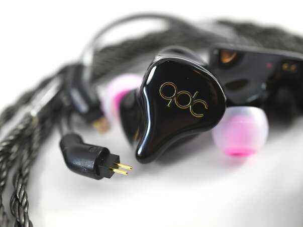 QDC 8SS IEM