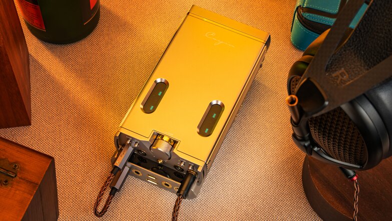 Above picture of C9II on desk in between items with cables plugged in