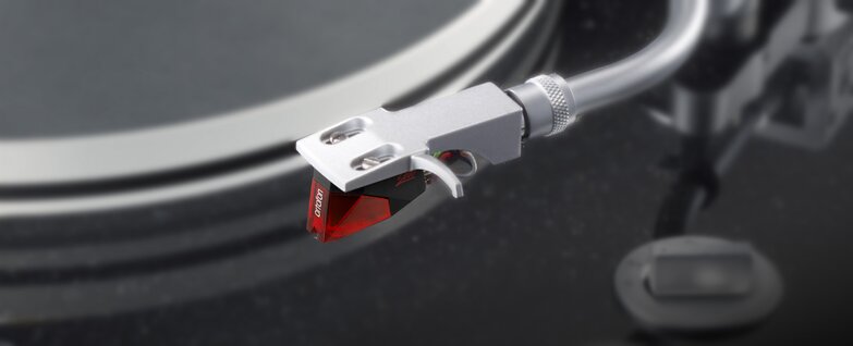 Ortofon ccartridge TN-5BB Manual Belt-Drive Turntable