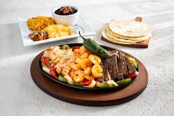 Chili's Fajitas Trio