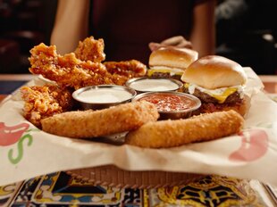 Chili's Triple Dipper with Mozzarella Sticks, Burger Bites and Honey Chipotle Crispers 