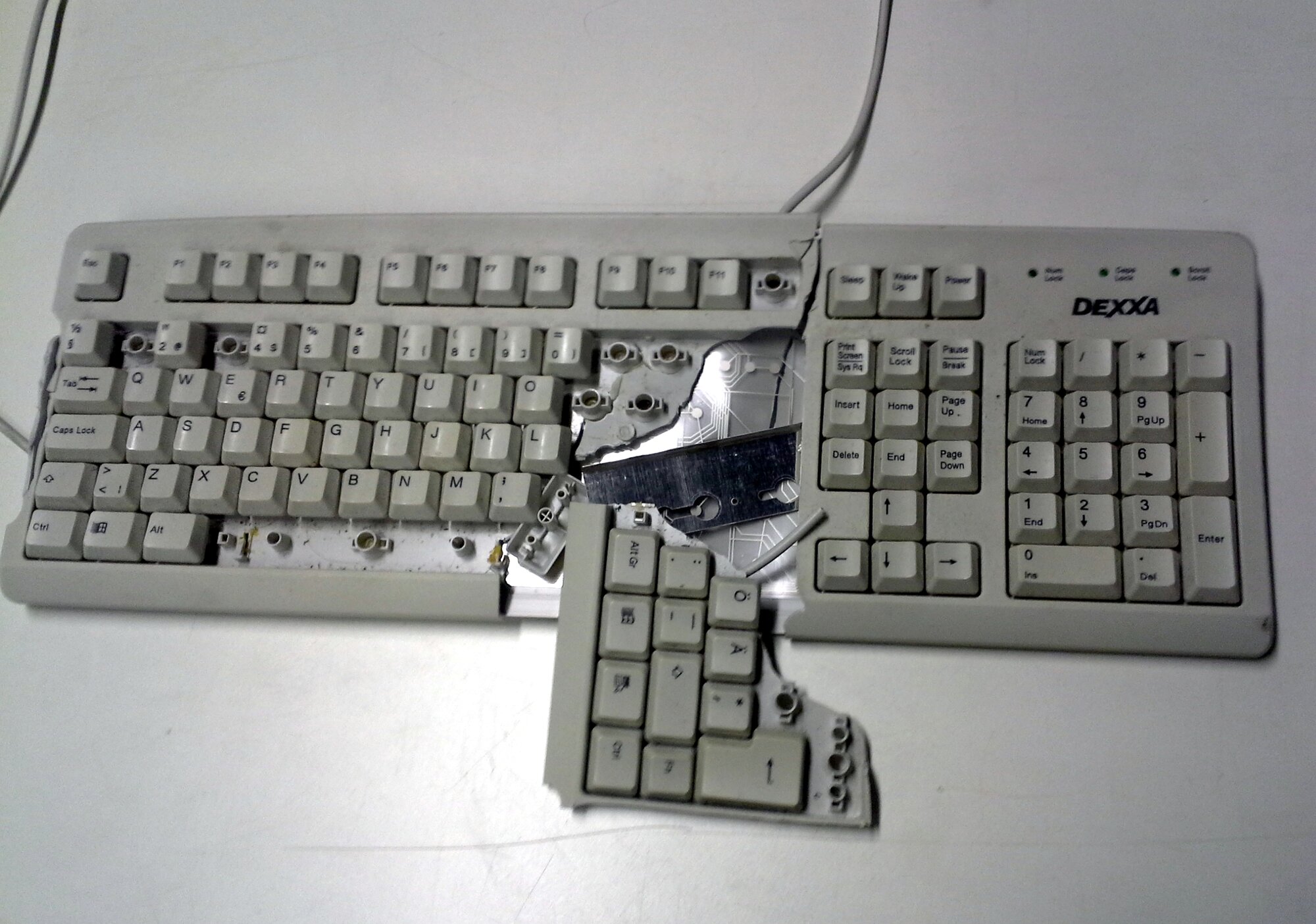 Broken_keyboard