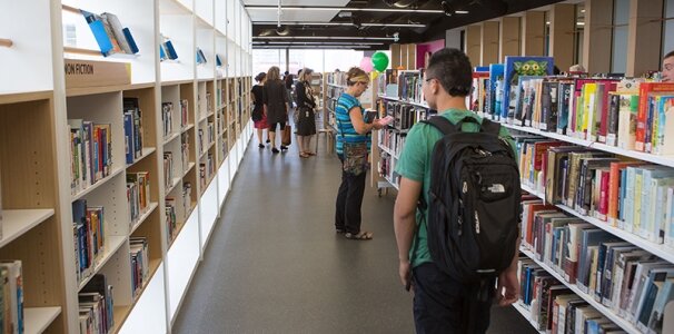 citylibrary091_606_300_s_c1