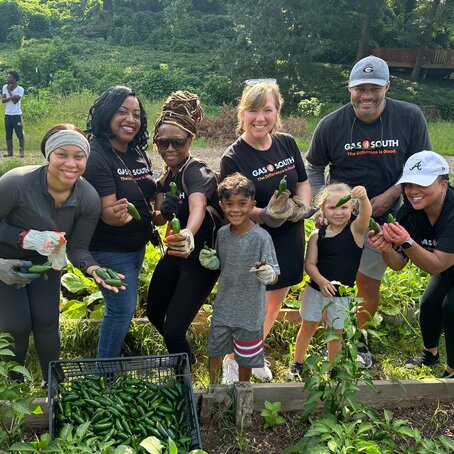Gas South volunteers at local garden to support kids in need
