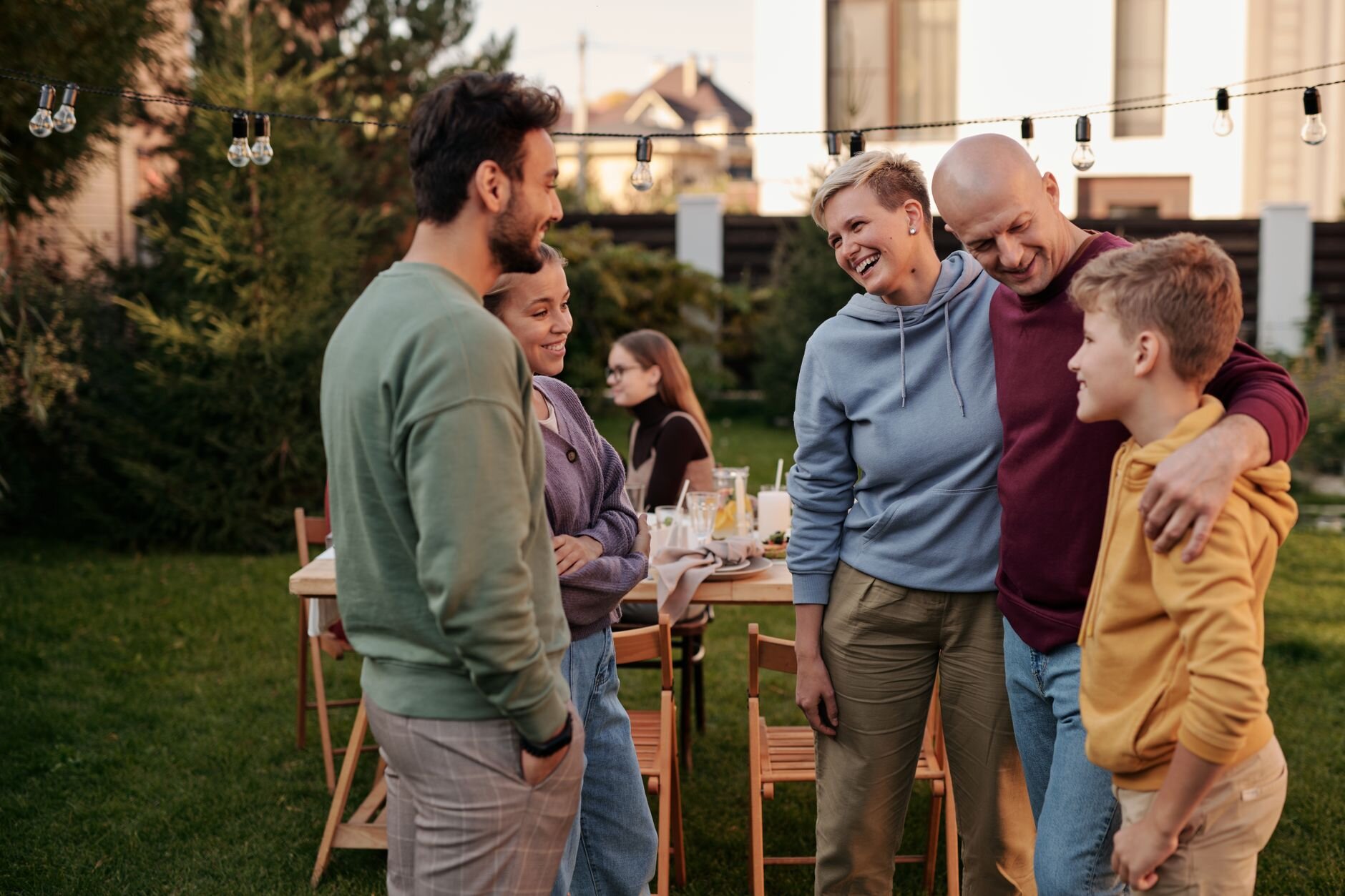 familia latina reunida