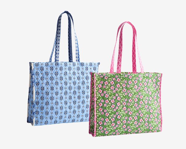 Special Price: $25 Vera Bradley 2-Pouch set in Exclusive Cottage Shells Stripe & Wildflower Sprigs (Reg. $65.95)
