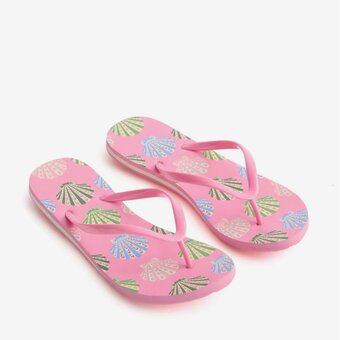 Image of Vera Bradley Flip Flops in Cottage Shells