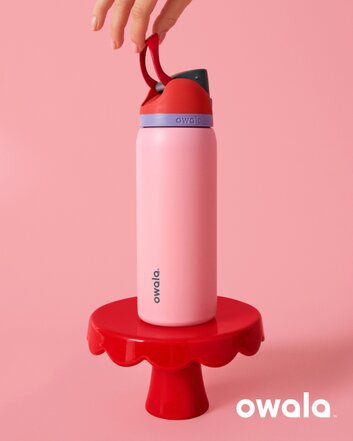 Image of pink Owala water bottle 