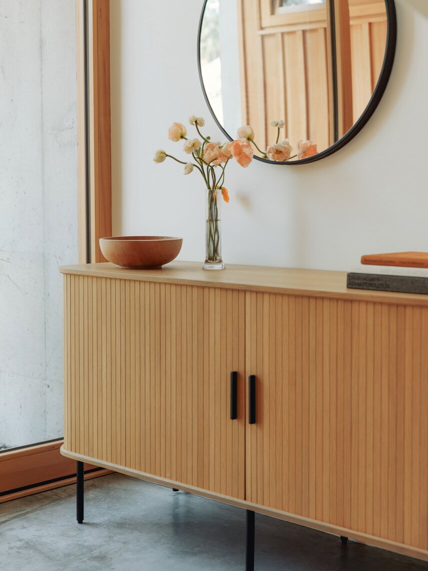 sideboard