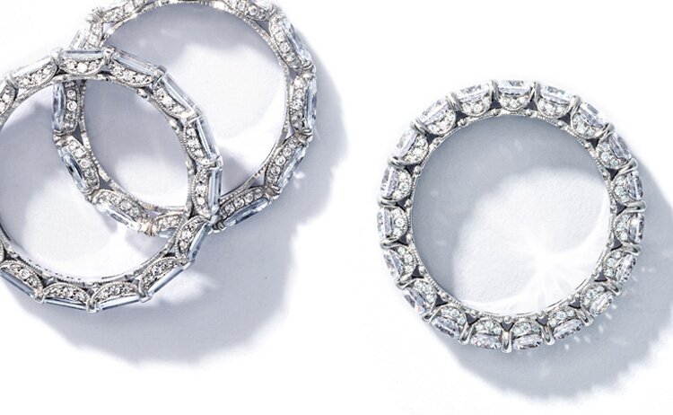 <h1>The</h1><h1>TACORI Crescent</h1>