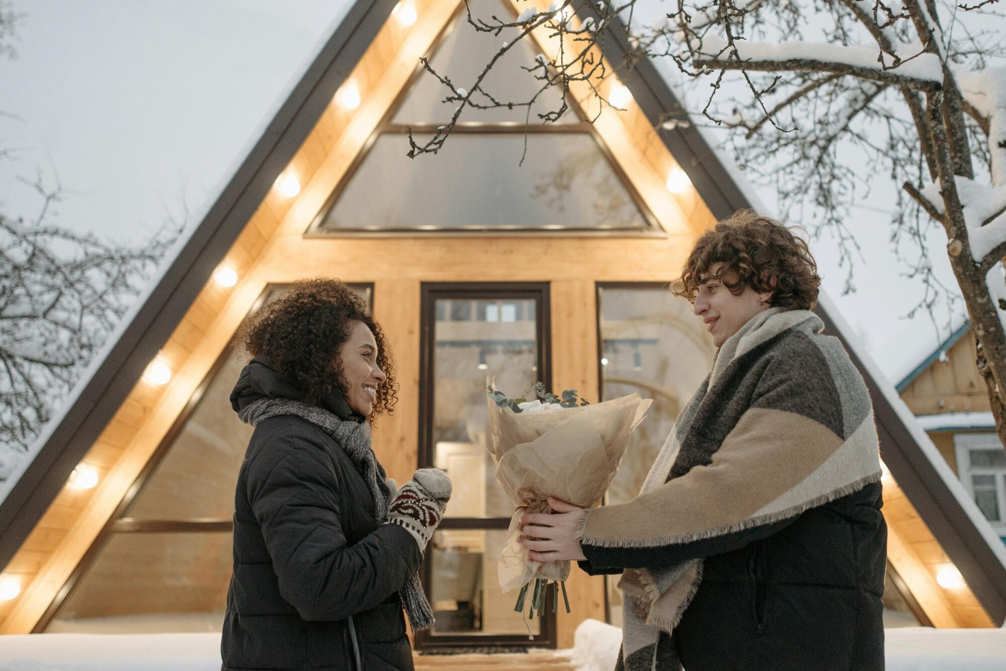 romantic outdoor proposal in winter