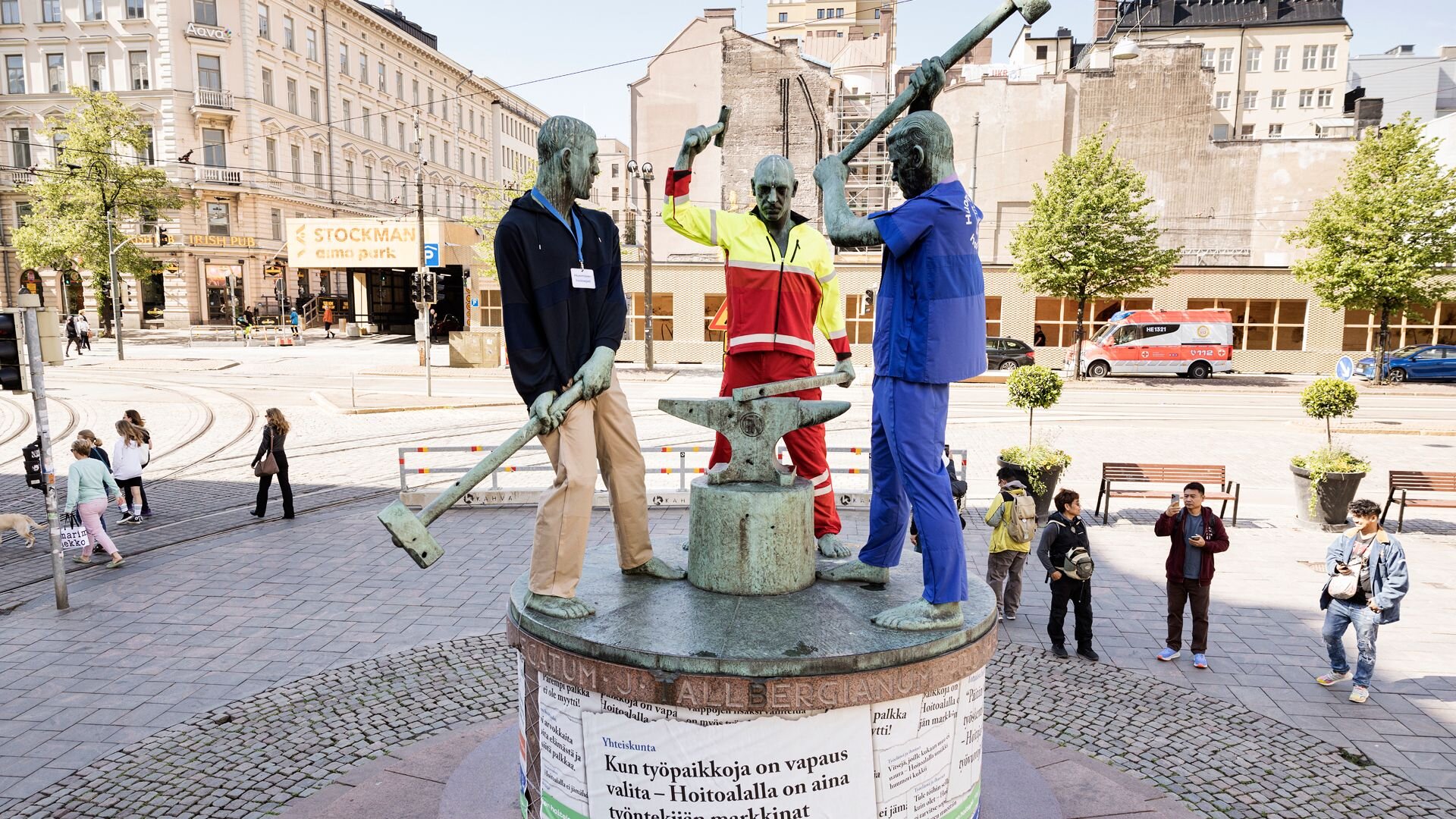 Rohkealla yhteistyöllä hoitajapulaa ratkaisemalla