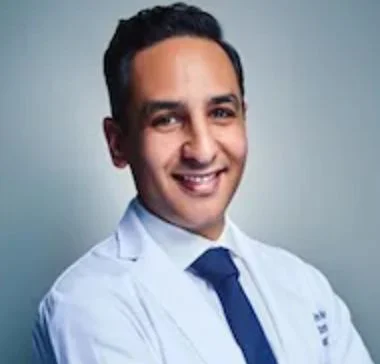 Dr. Shervin Molayem, DDS