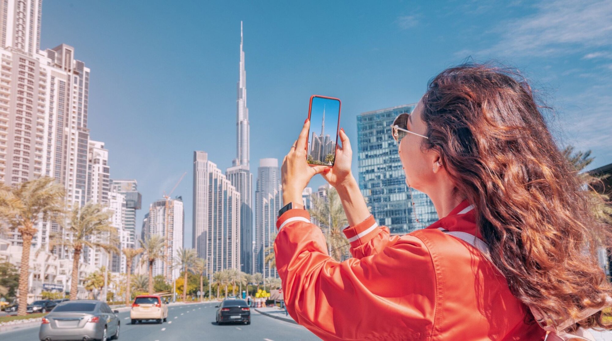 utiliser son telephone a dubai et avoir internet avec une carte sim ou carte esim