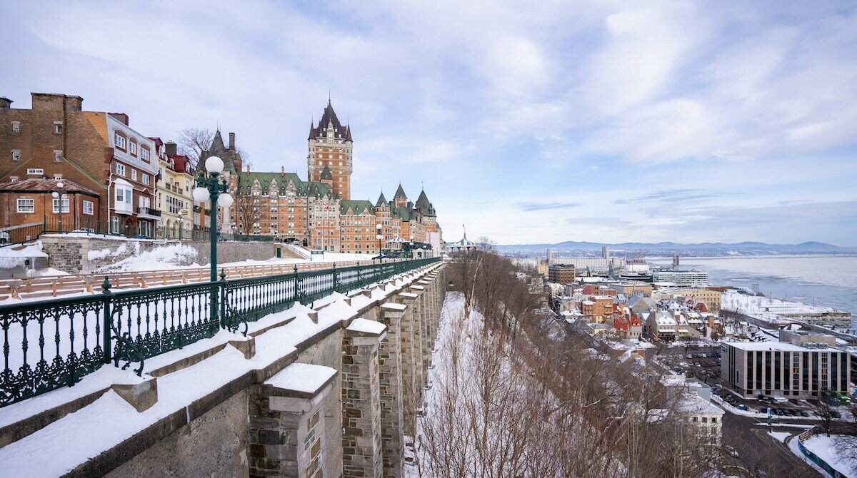 ケベック旧市街　シャトー・フロントナック