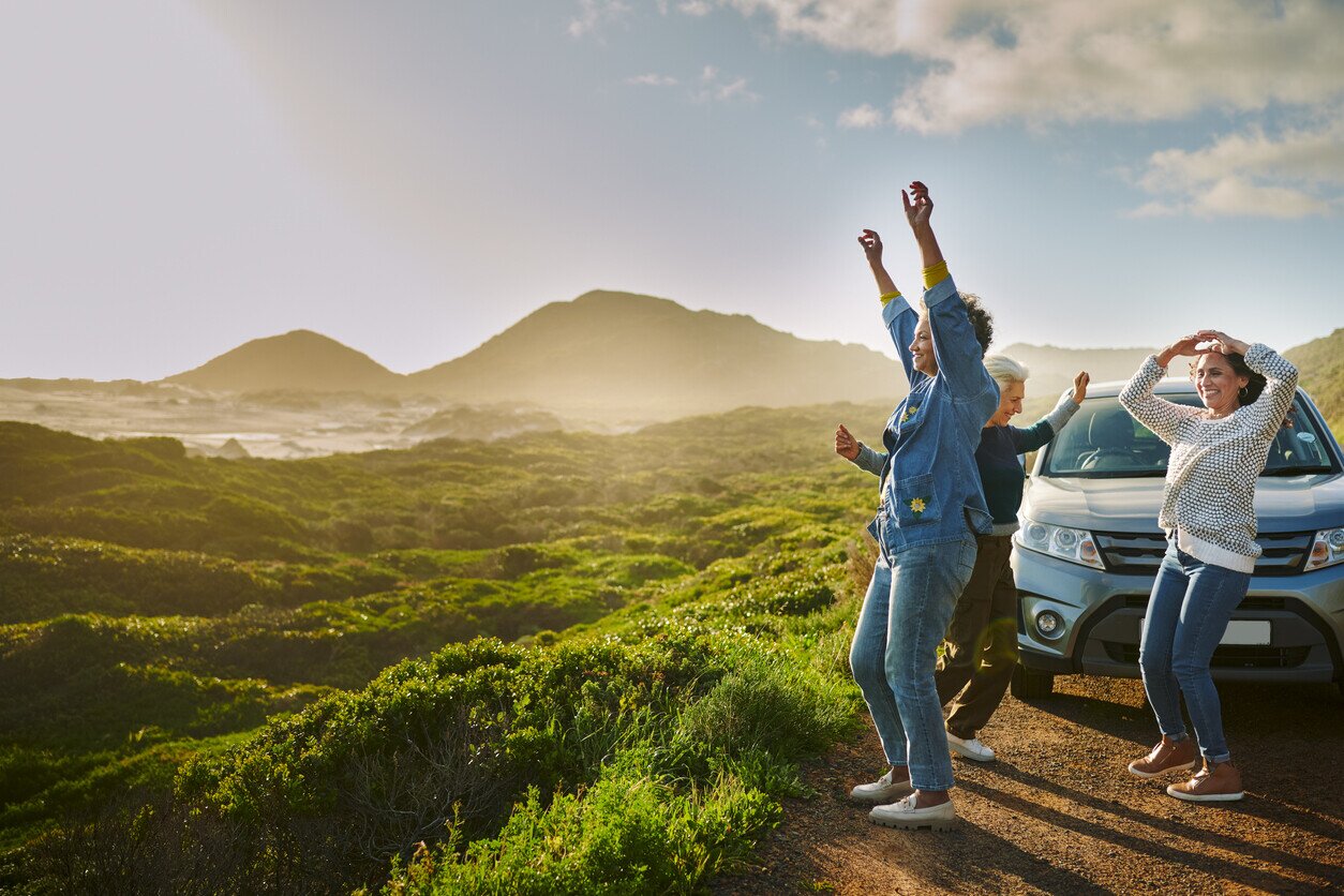 Frauen haben eine Südafrika Reise geplant und genießen es.
