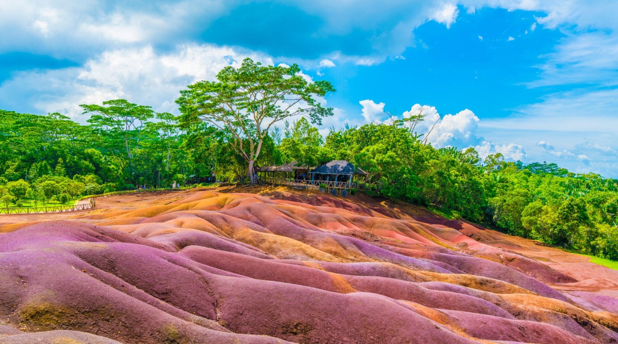 Sette terre colorate a Chamarel, isola di Mauritius, Africa