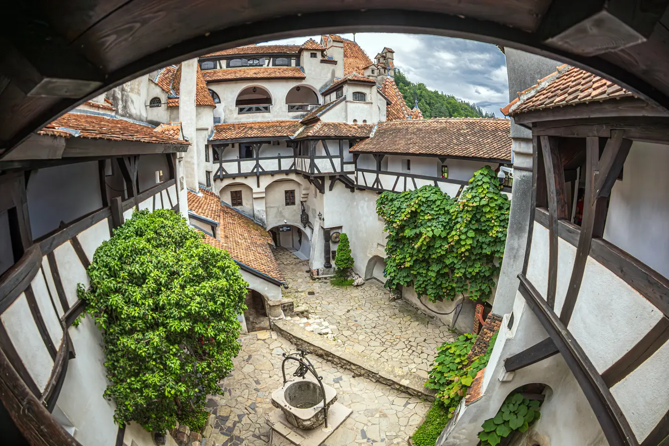 Bran Castle's courtyard, including a well