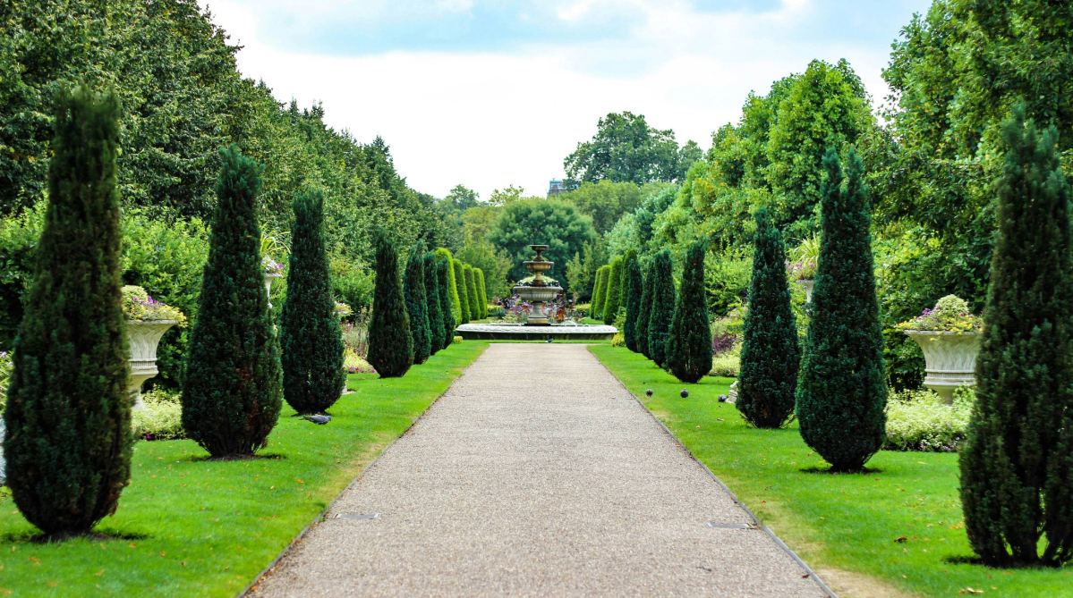 Fountain in Regent's Park, London
